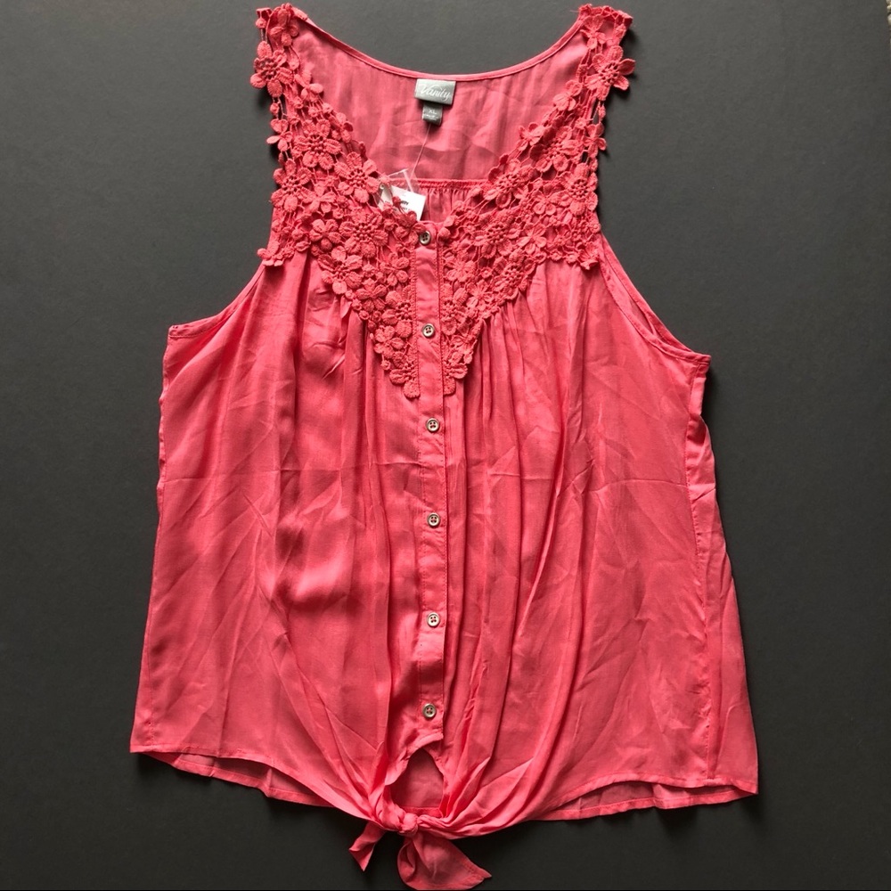Vanity Embroidered Coral Tank {NWT} • XL